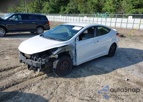 2015 Hyundai Elantra Se z USA, uszkodzony, nr VIN 5NPDH4AE7FH620447